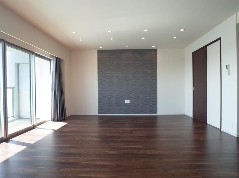 Top Floor 2LDK Apartment for Sale in Miyazaki City - Thumbnail 4