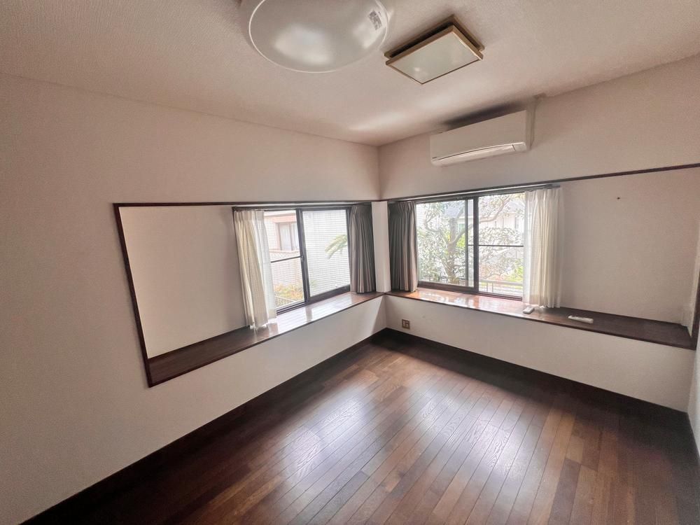 5LDK+S Two-Generation House for Sale in Mishima, Shizuoka - Thumbnail 2