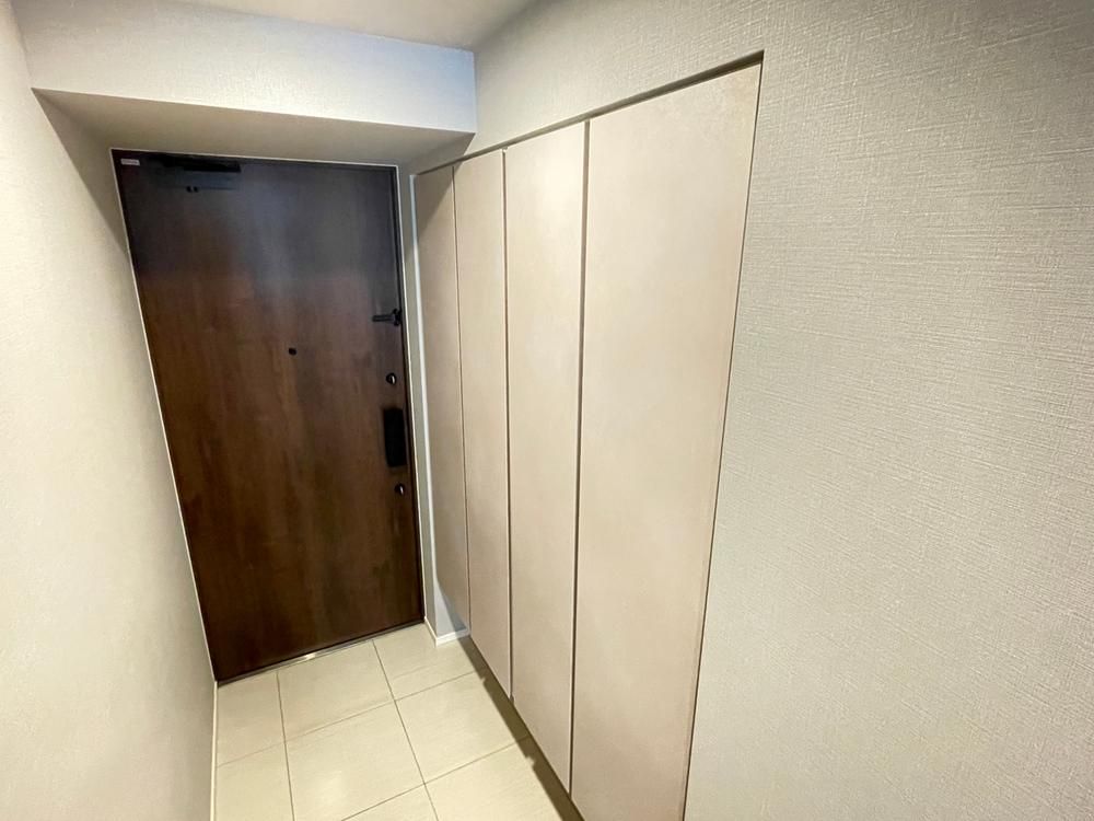 3LDK Apartment for Sale in Atsugi, Kanagawa - Thumbnail 2