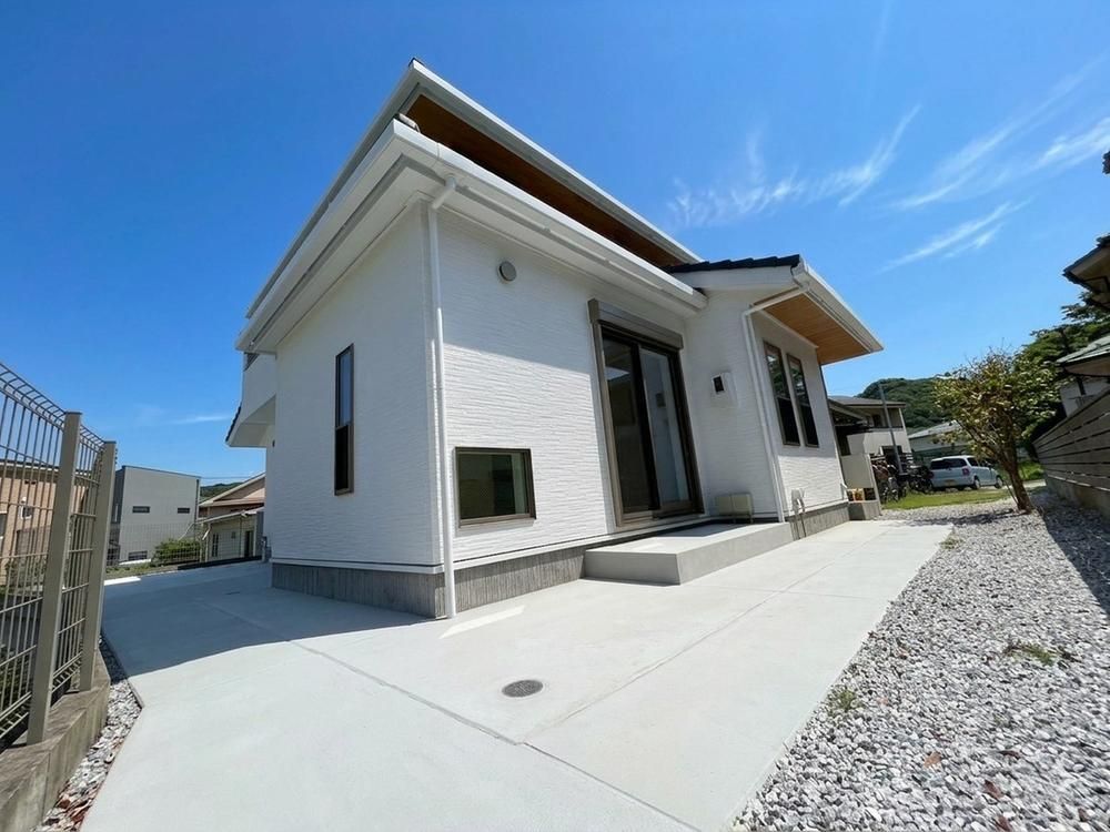 Renovated 3LDK House in Hayama, Kanagawa – 115.51m2 - Thumbnail 2