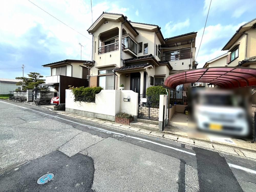 4LDK Detached House for Sale in Ikaruga, Nara - Thumbnail 2