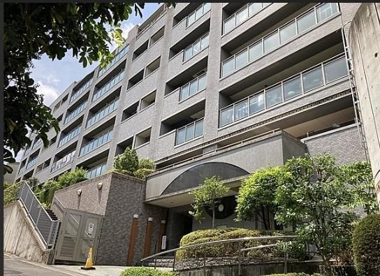 2LDK Apartment for Sale in Takatsu-ku, Kawasaki - Thumbnail 2