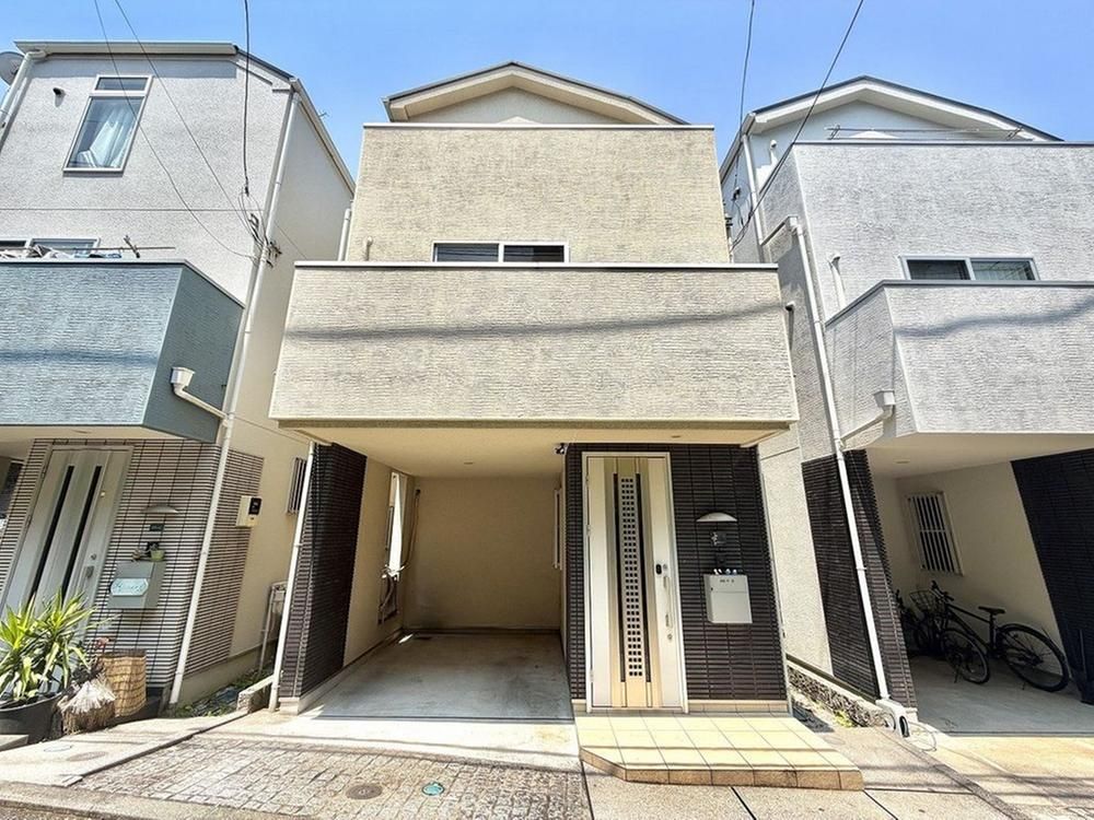 3LDK House for Sale in Naka-ku, Yokohama - 86.51 sqm - Thumbnail 2