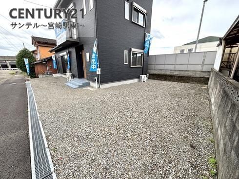 Modern 3LDK House for Sale in Miyakonojo, Miyazaki - 88.6 sqm - Thumbnail 3