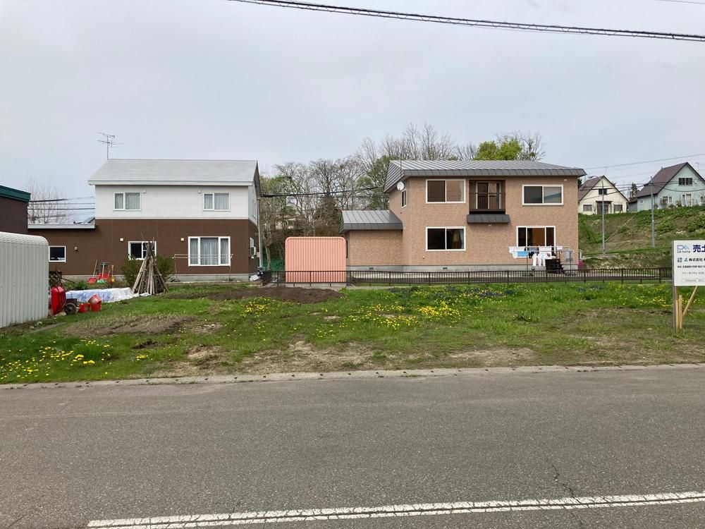 Land for Sale in Sunagawa, Hokkaido - 269m2 Building Plot - Thumbnail 4