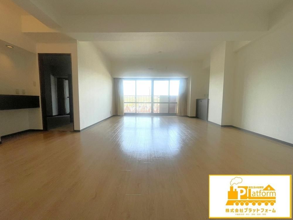 4LDK Apartment for Sale in Aoba-ku, Sendai - 114.33m2 - Thumbnail 4