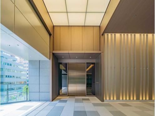 World Tower Residence 1LDK Apartment for Sale in Minato, Tokyo - Thumbnail 3