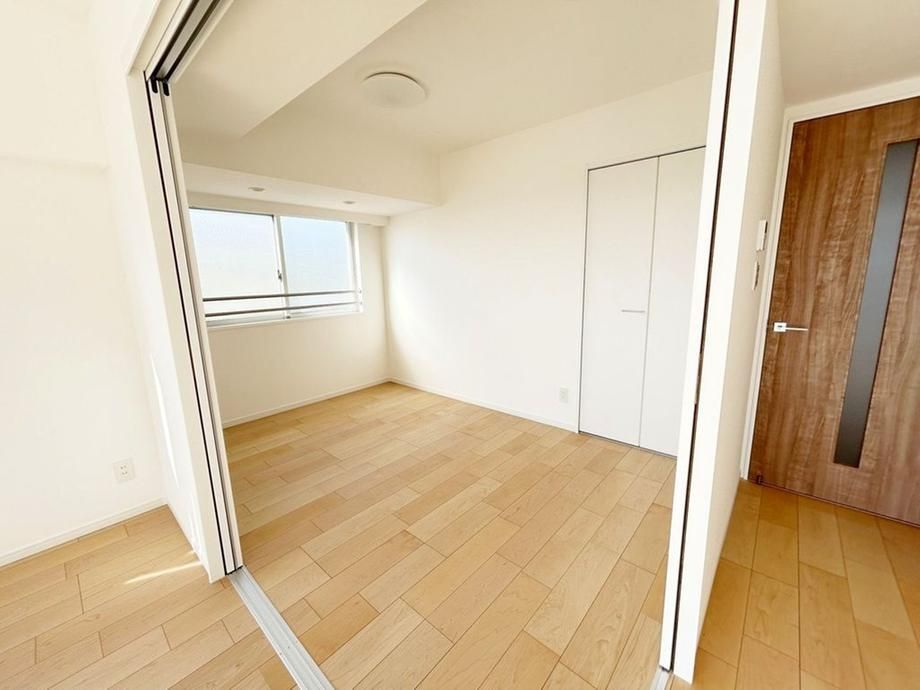 3LDK Apartment for Sale in Kawasaki, Kanagawa - 70.67 sqm - Thumbnail 2