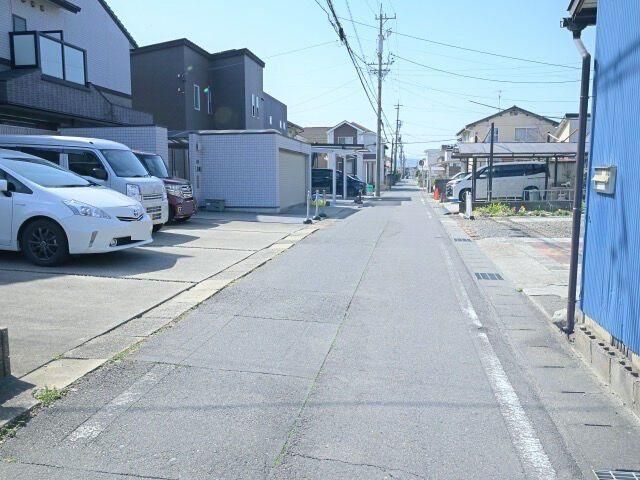5LDK House with Solar Panels in Ama City, Aichi - Thumbnail 4