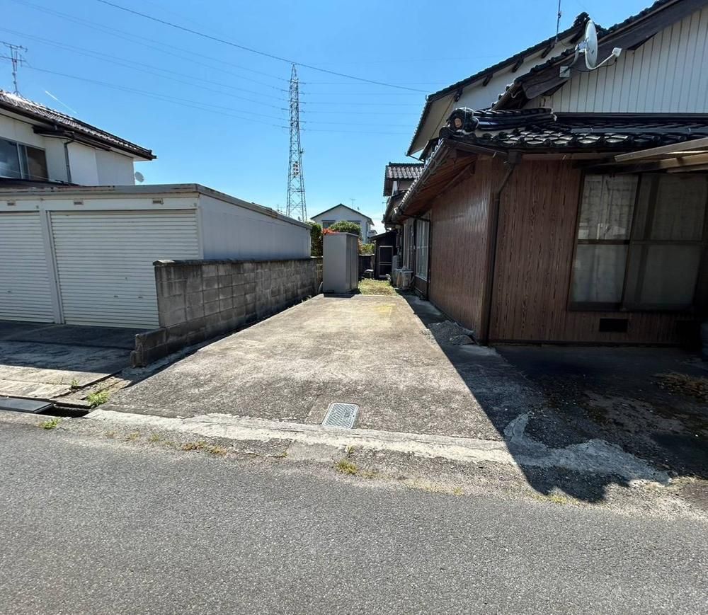 5DK Single-Story House in Higashiizumo, Matsue City with Large Lot - Thumbnail 3