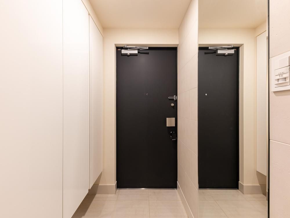 3LDK Apartment in Harumi, Chuo City, Tokyo - 87.3 sqm - Thumbnail 3