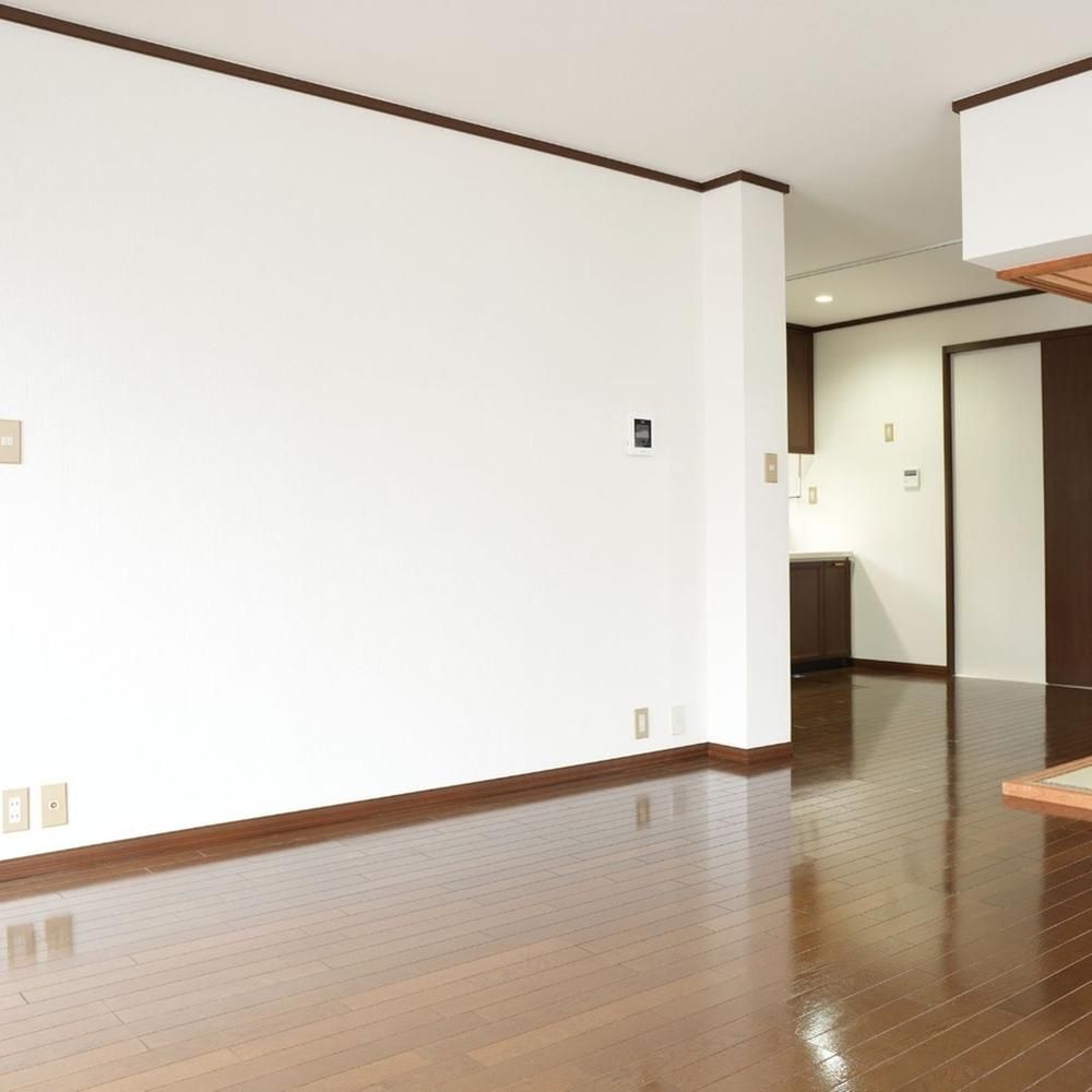 Renovated 4LDK House for Sale in Hakodate, Hokkaido - Thumbnail 3