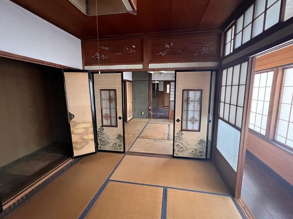 7DK House for Sale in Joetsu, Niigata – 403 sqm Land - Thumbnail 2