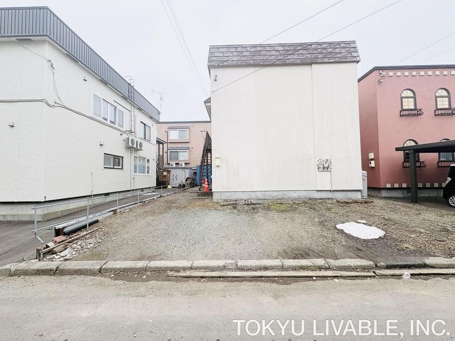 228 sqm Land for Sale in Higashi Ward, Sapporo - Thumbnail 4