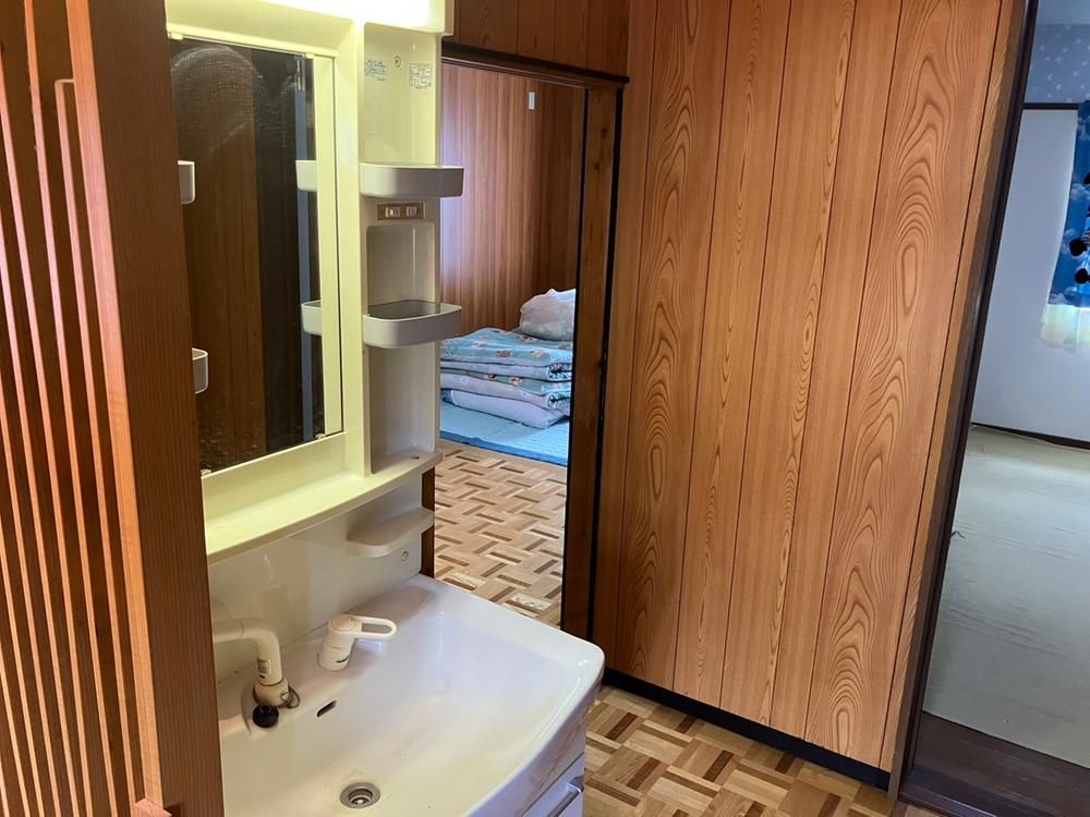 7DK House for Sale in Myoko City, Niigata - 9.8 Million Yen - Thumbnail 3