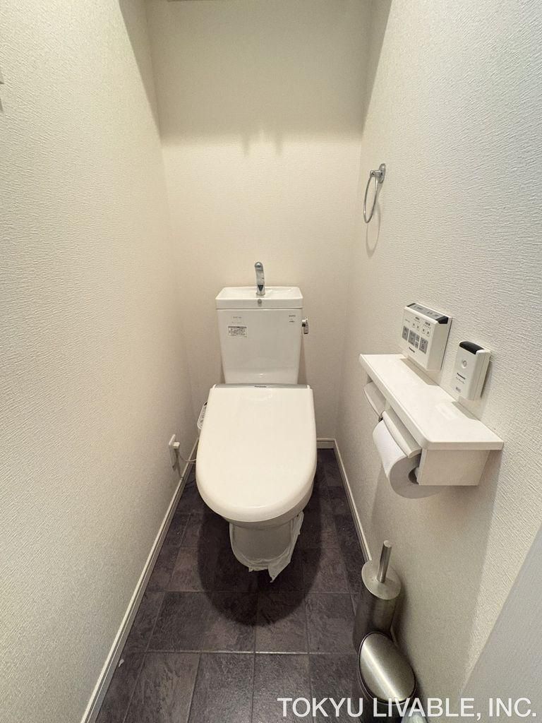 2LDK House in Kita-Shinjuku, Shinjuku-ku, Tokyo for Sale - Thumbnail 3