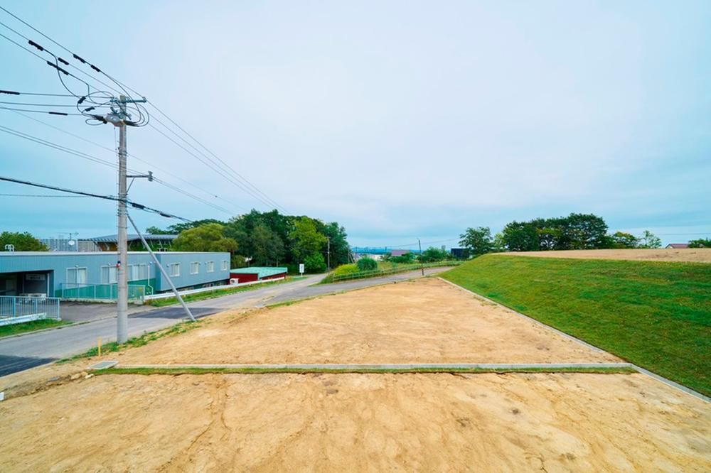 Vacant Land for Sale in Kitahiroshima, Hokkaido - 388.38 sqm - Thumbnail 3