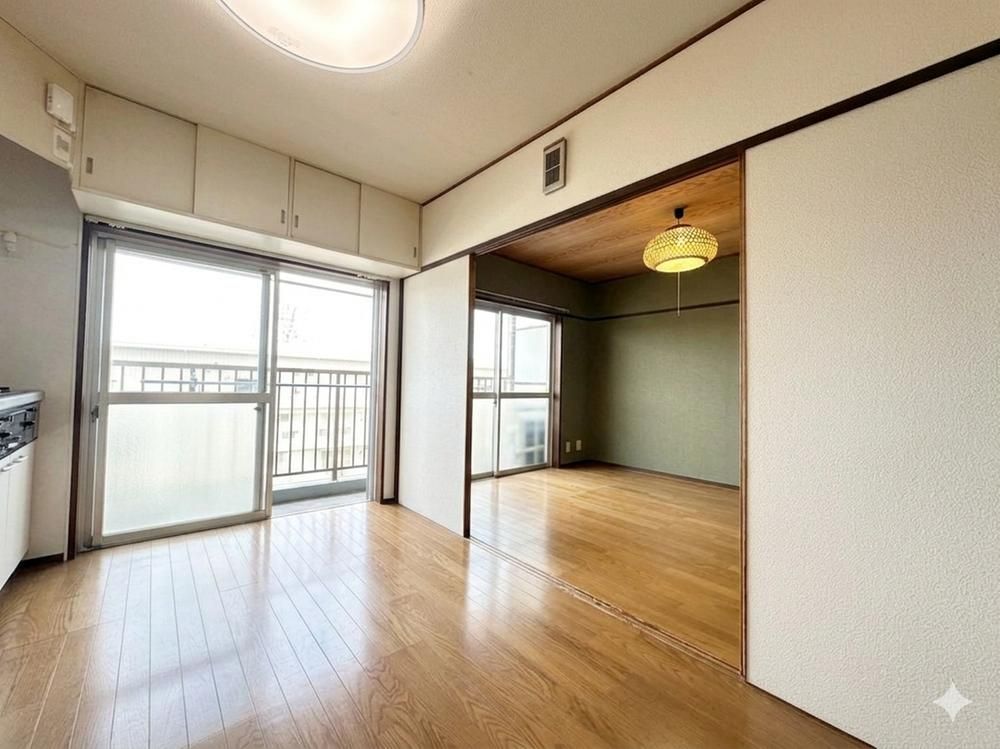 2LDK Apartment for Sale in Sagamihara, Kanagawa - 49.37 sqm - Thumbnail 3