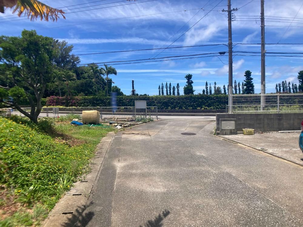 Land for Sale in Onna Village, Okinawa - 231 sqm - Thumbnail 4