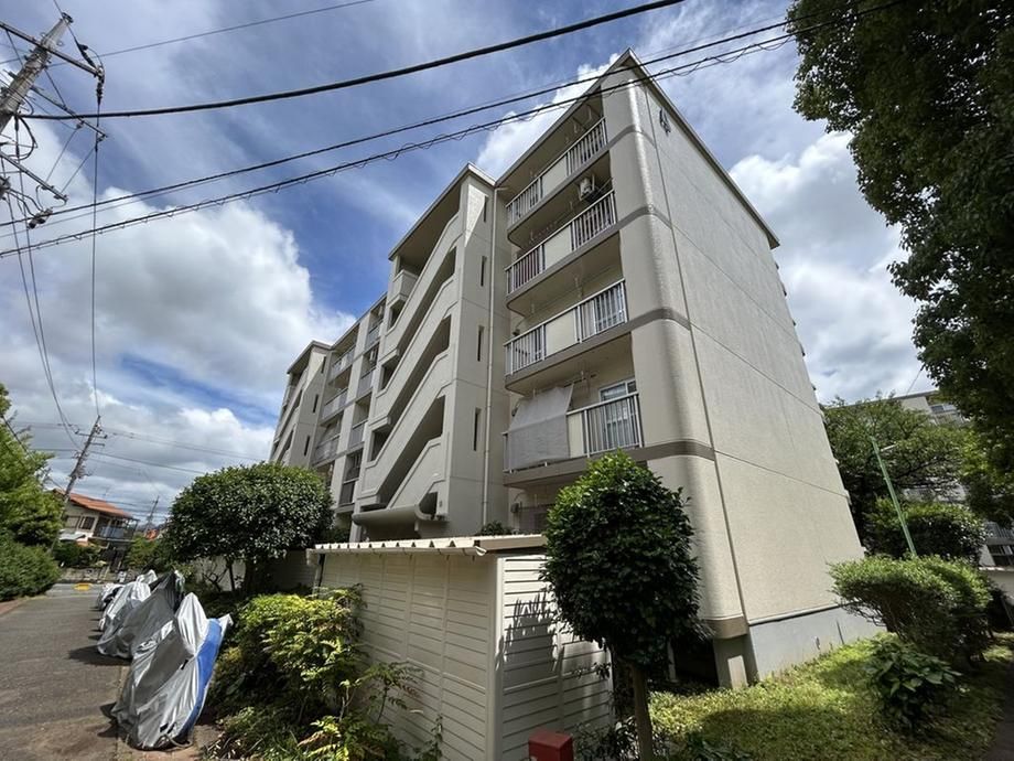 3LDK Apartment for Sale in Fujisawa, Kanagawa - Thumbnail 2