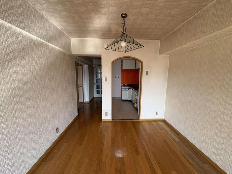 2LDK Condominium for Sale in Central Asahikawa, Hokkaido - Thumbnail 3