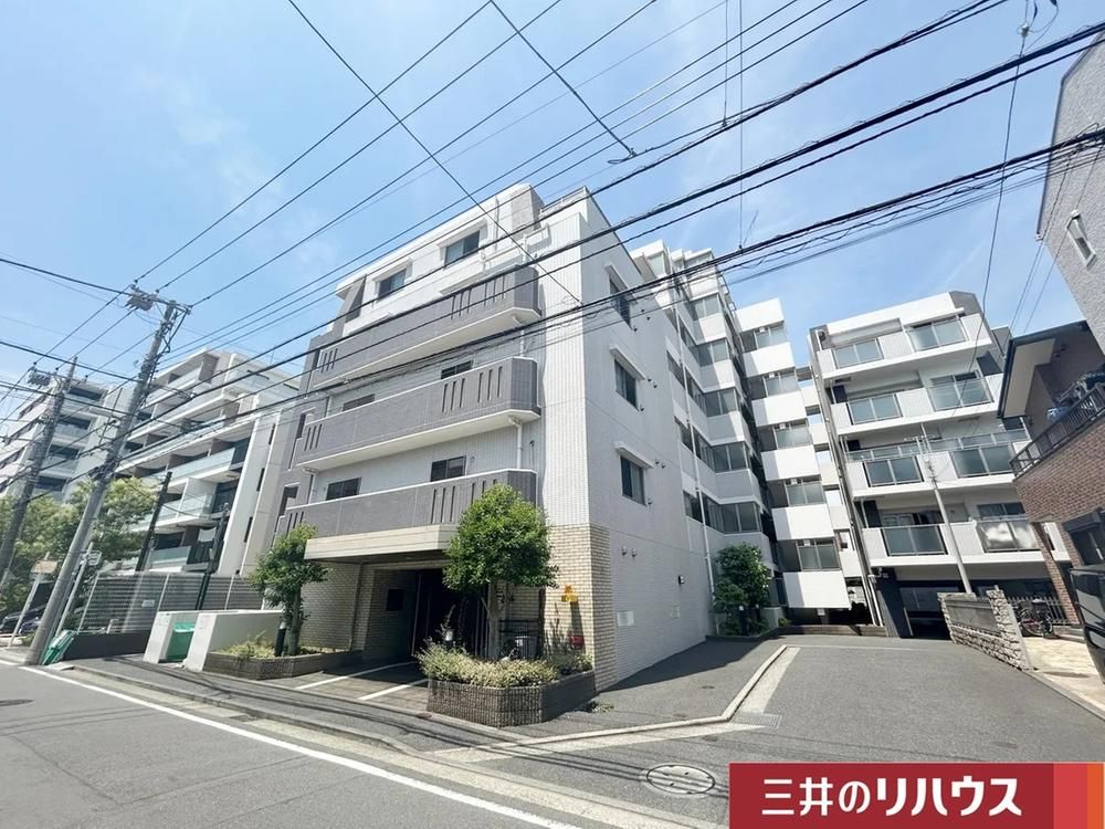 2LDK Apartment for Sale in Kohoku Ward, Yokohama - Thumbnail 4