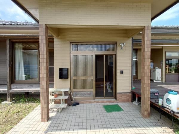 5LDK Detached House for Sale in Kobayashi, Miyazaki - Thumbnail 2
