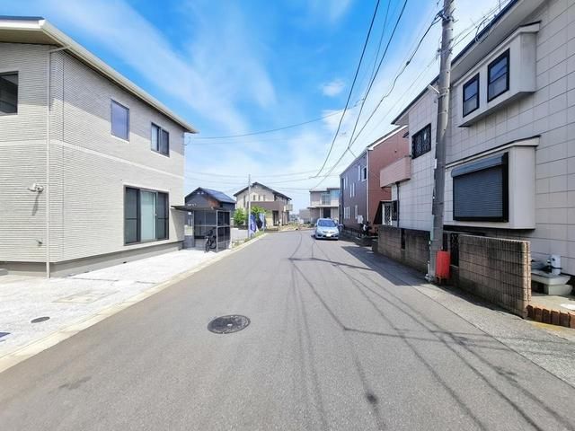 Land for Sale in Funabashi, Chiba - 120m2 Plots from 27.9M Yen - Thumbnail 4