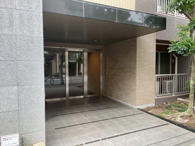 3LDK Apartment for Sale in Katsushika, Tokyo - 101m2 - Thumbnail 4