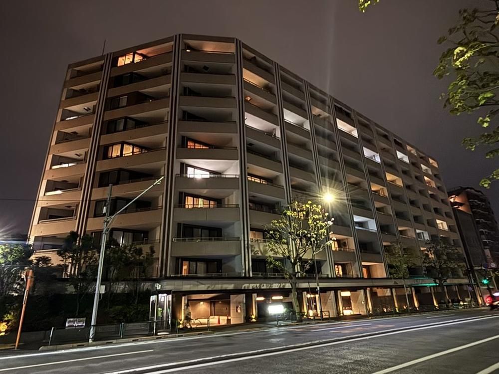 3LDK Apartment for Sale in Shinjuku, Tokyo - 90.22 sqm - Thumbnail 3