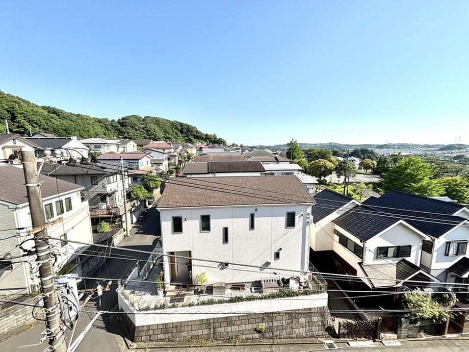 Renovated 3LDK Apartment for Sale in Yokohama Sakae Ward - Thumbnail 3