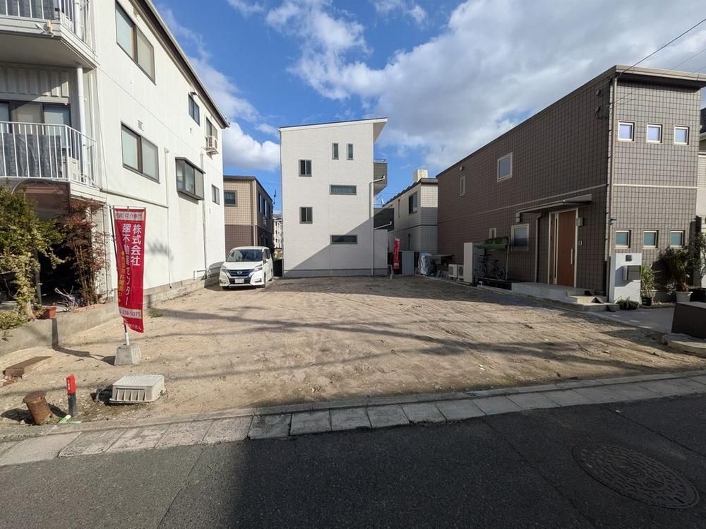 151.8m2 Land Plot in Ujina East, Hiroshima - No Building Conditions - Thumbnail 2
