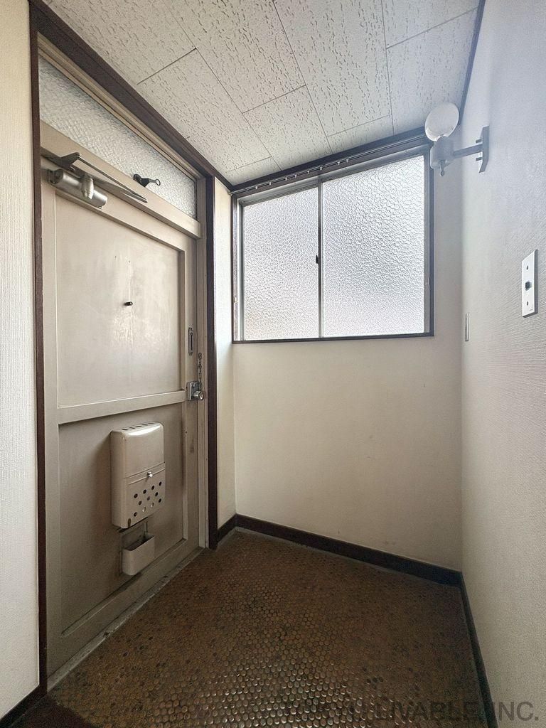 2DK Apartment for Sale in Asahi Ward, Yokohama - 6.9 Million Yen - Thumbnail 2