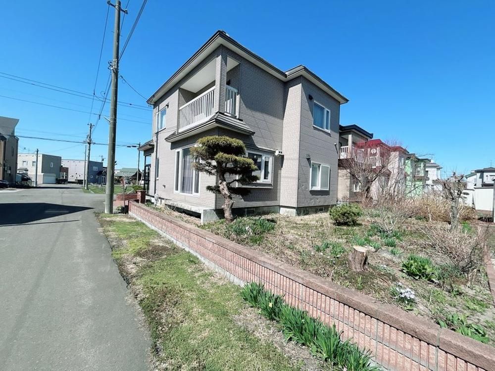 4LDK Detached House in Ebetsu, Hokkaido - 205m² Land - Thumbnail 2