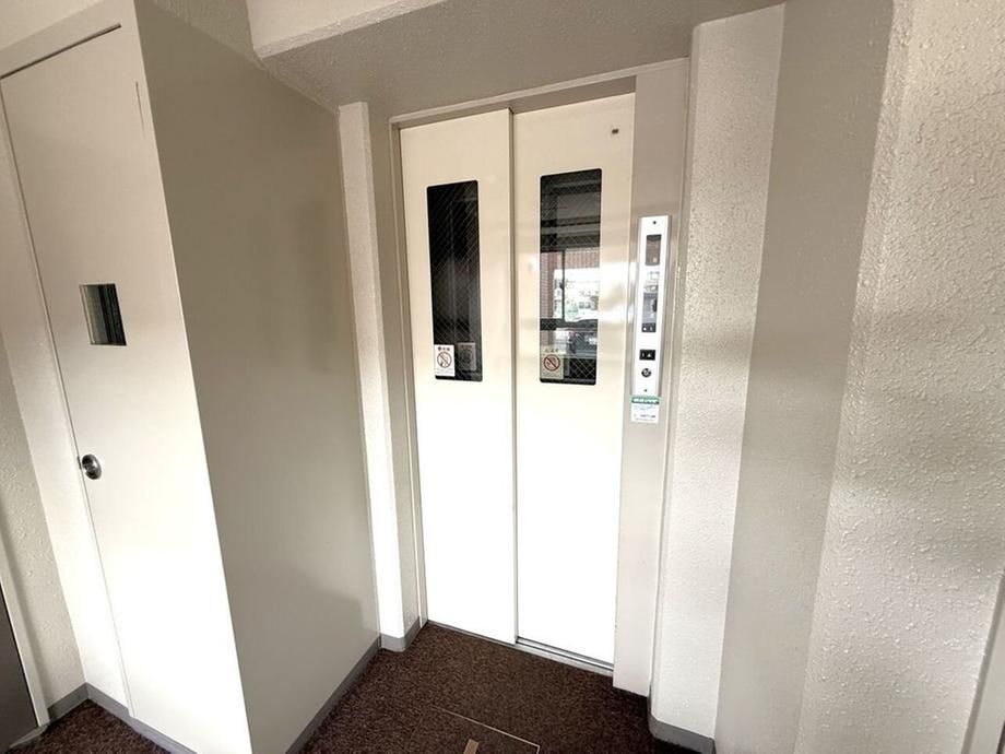Renovated 4LDK Apartment in Sapporo Higashi Ward for Sale - Thumbnail 2