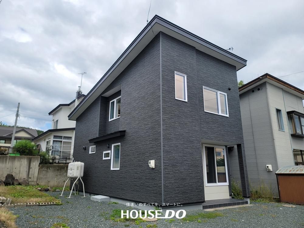 Renovated 2LDK House in Kitami, Hokkaido - 70.63m² - Thumbnail 2