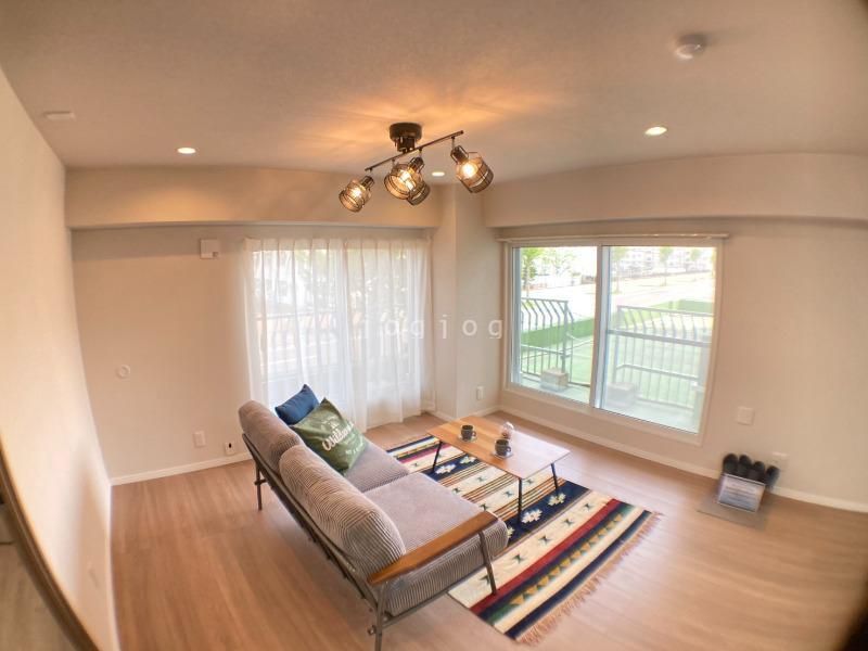 Renovated 2LDK Apartment for Sale in Central Sapporo - Thumbnail 3