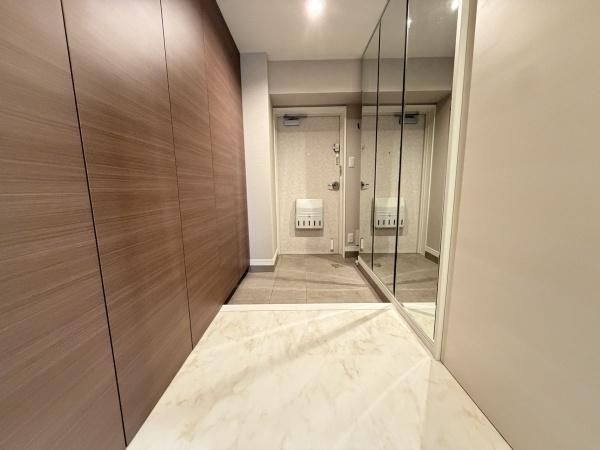 Renovated 2LDK Apartment for Sale in Sendai Aoba Ward - Thumbnail 2