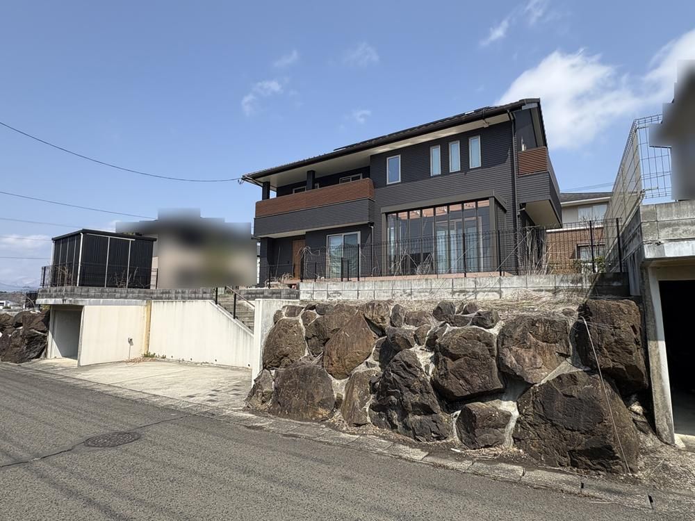 4LDK Detached House for Sale in Nishikigaoka, Sendai - Thumbnail 2