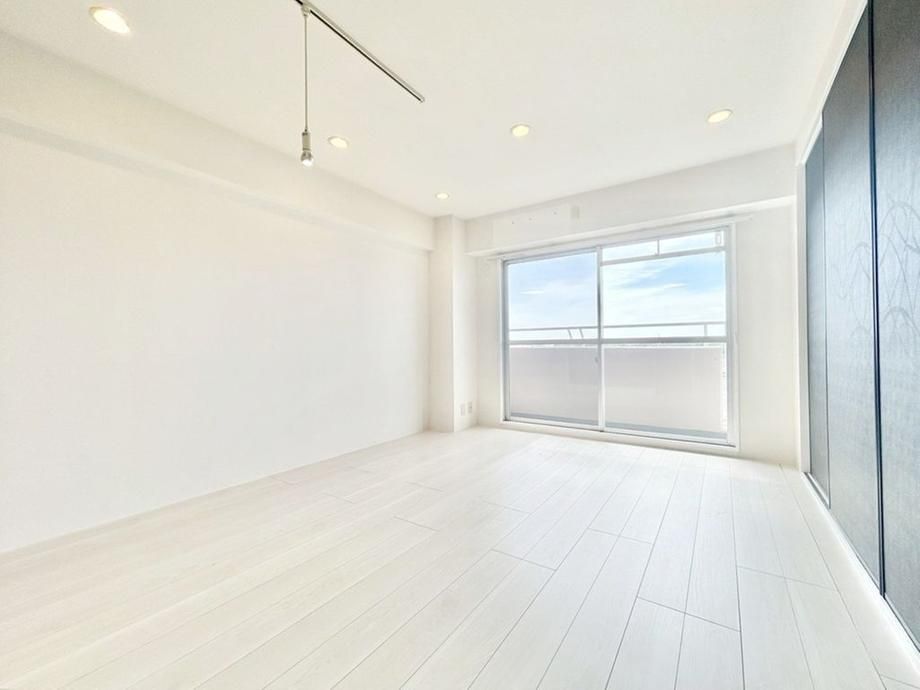 Renovated 3LDK Apartment for Sale in Kawasaki, Kanagawa - Thumbnail 3