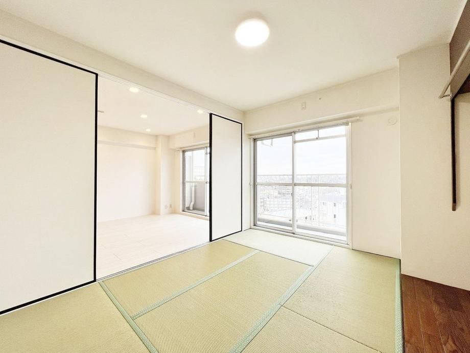Renovated 3LDK Apartment for Sale in Kawasaki, Kanagawa - Thumbnail 4