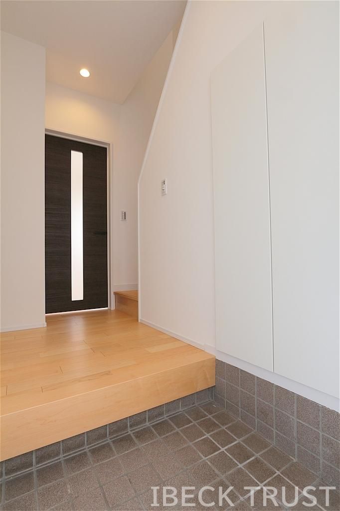 Renovated 3LDK House for Sale in Totsuka-ku, Yokohama - Thumbnail 3