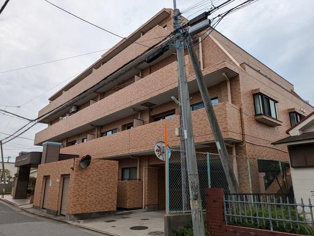 3LDK Apartment for Sale in Narashino, Chiba - 72m² - Thumbnail 4