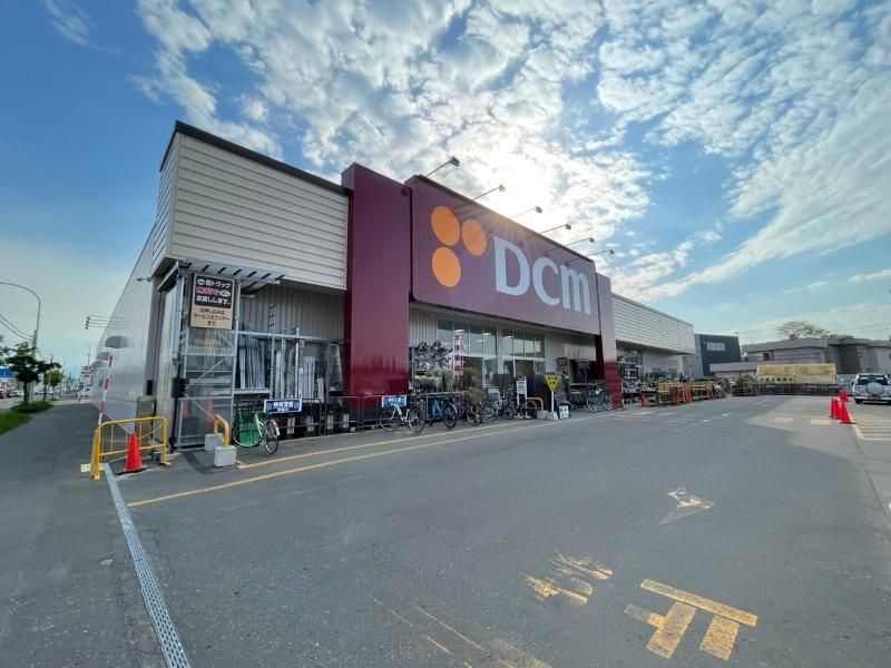 Large Two-Generation House for Sale in Sapporo's Shiroishi Ward - Thumbnail 4