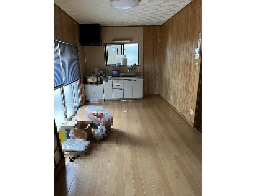 4LDK Used House for Sale in Nankoku, Kochi - 12.5 Million Yen - Thumbnail 2