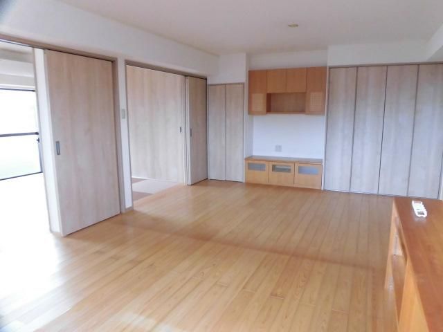 3LDK Apartment for Sale in Central Kochi City - 83.49m² - Thumbnail 3
