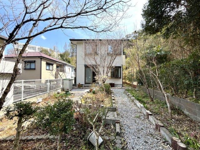 3LDK House for Sale in Otsu, Kochi City - 109m2 - Thumbnail 2