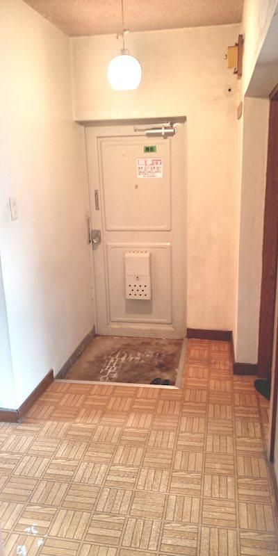 3DK Apartment for Sale in Funabashi, Chiba - 48.85m2 - Thumbnail 2