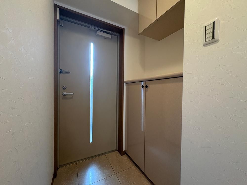 Renovated 2LDK Apartment in Isehara, Kanagawa - 59.63m2 - Thumbnail 4