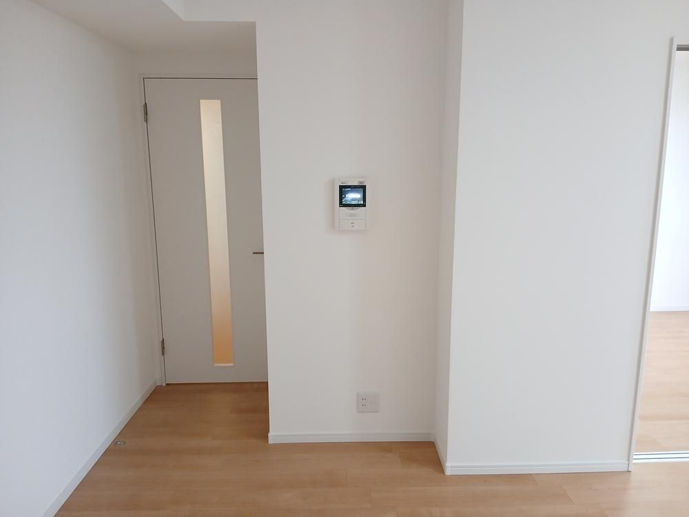 Fully Renovated 3LDK Apartment in Sendai Wakabayashi - Thumbnail 4